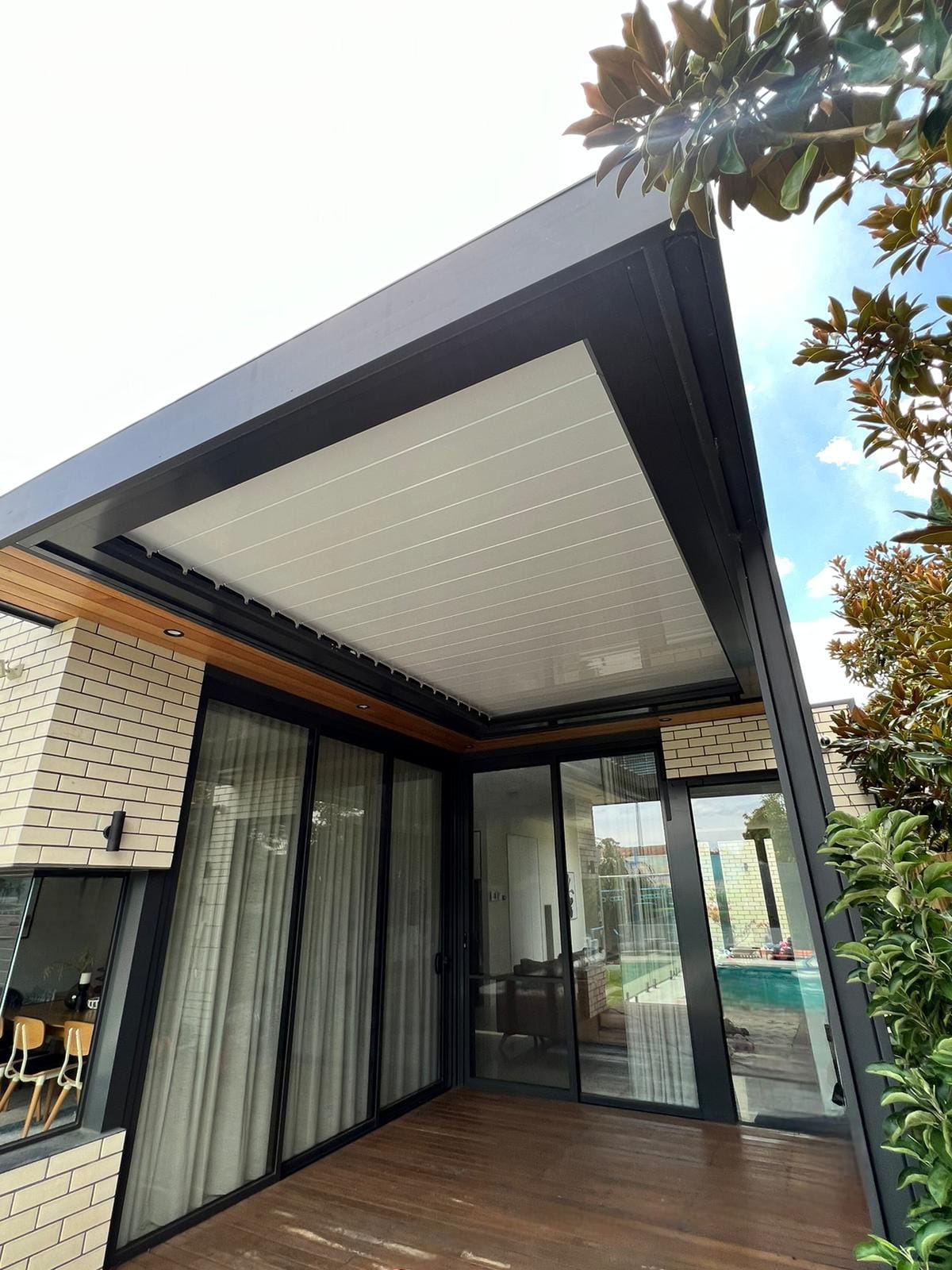 Operable Roof Systems | The Fitter